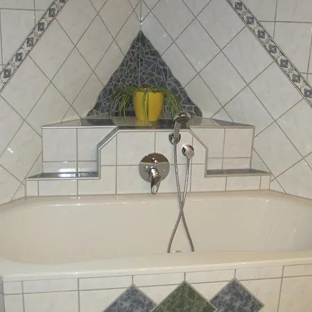 度假居 马兰度假屋 *